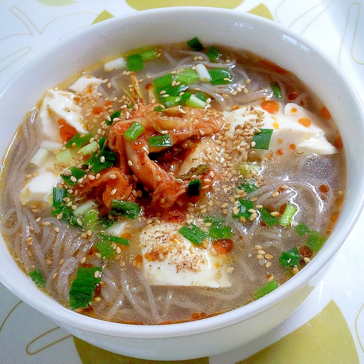 冷麺の麺で！キムチ豆腐温麺＋＋